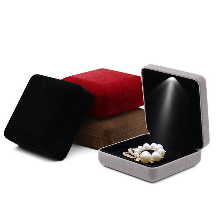 Velvet Brooch Memorial Pin Badge Collection - LED Box - Jewelry Packaging Mall