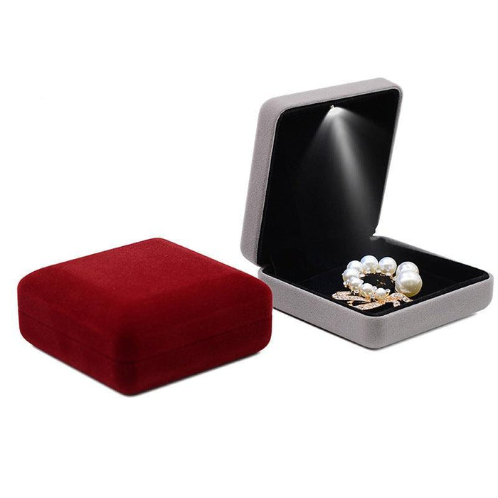 Velvet Brooch Memorial Pin Badge Collection - LED Box - Jewelry Packaging Mall