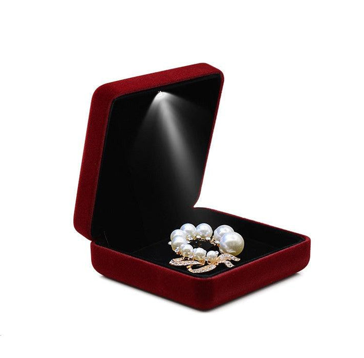 Velvet Brooch Memorial Pin Badge Collection - LED Box - Jewelry Packaging Mall