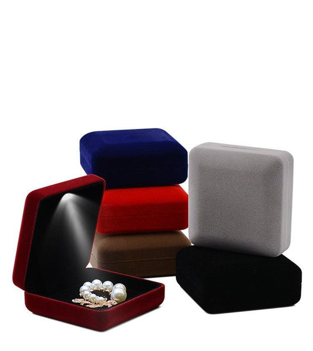 Velvet Brooch Memorial Pin Badge Box with LED - Jewelry Packaging Mall